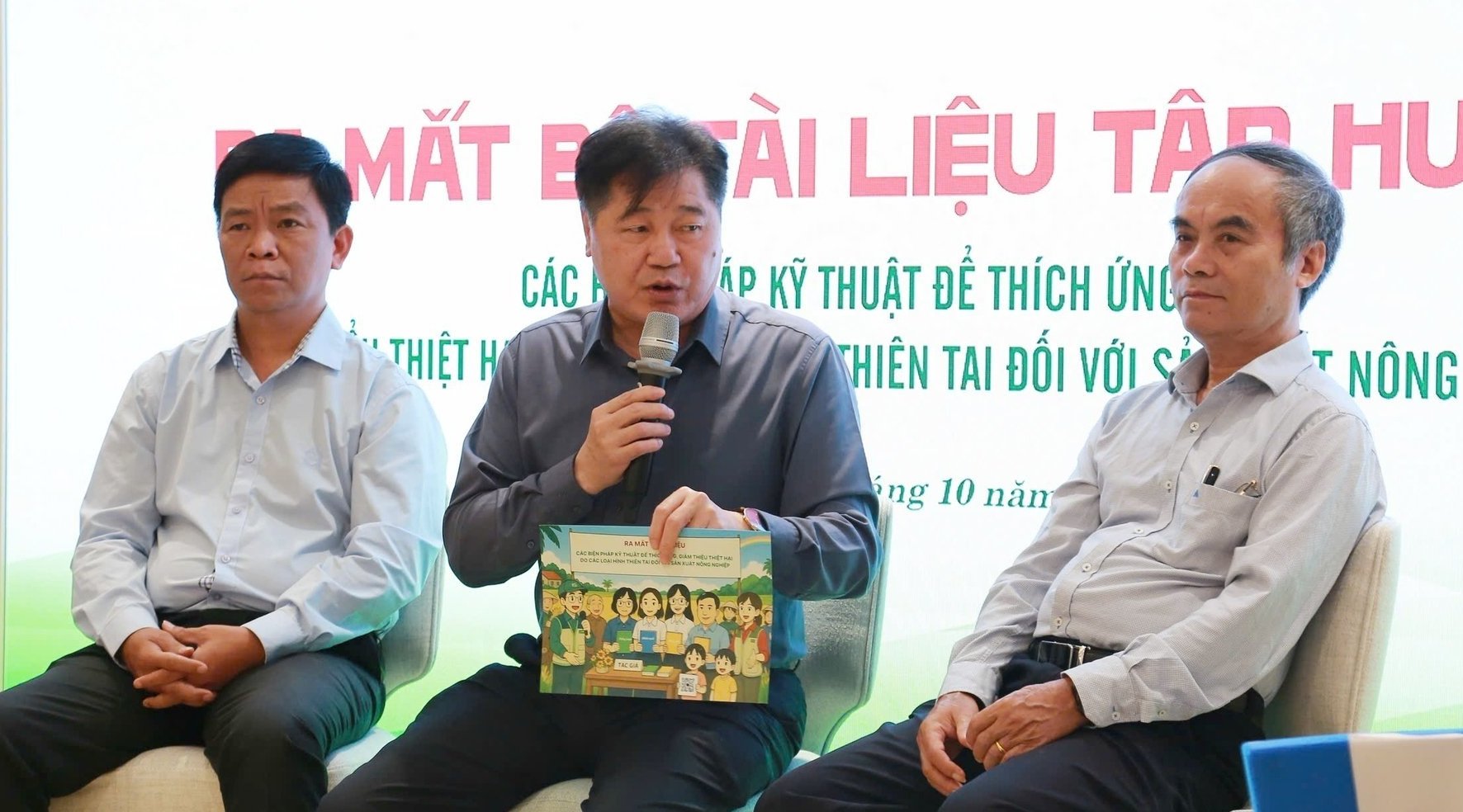 Ra mắt bộ tài liệu kỹ thuật giảm thiệt hại do thiên tai trong nông nghiệp
