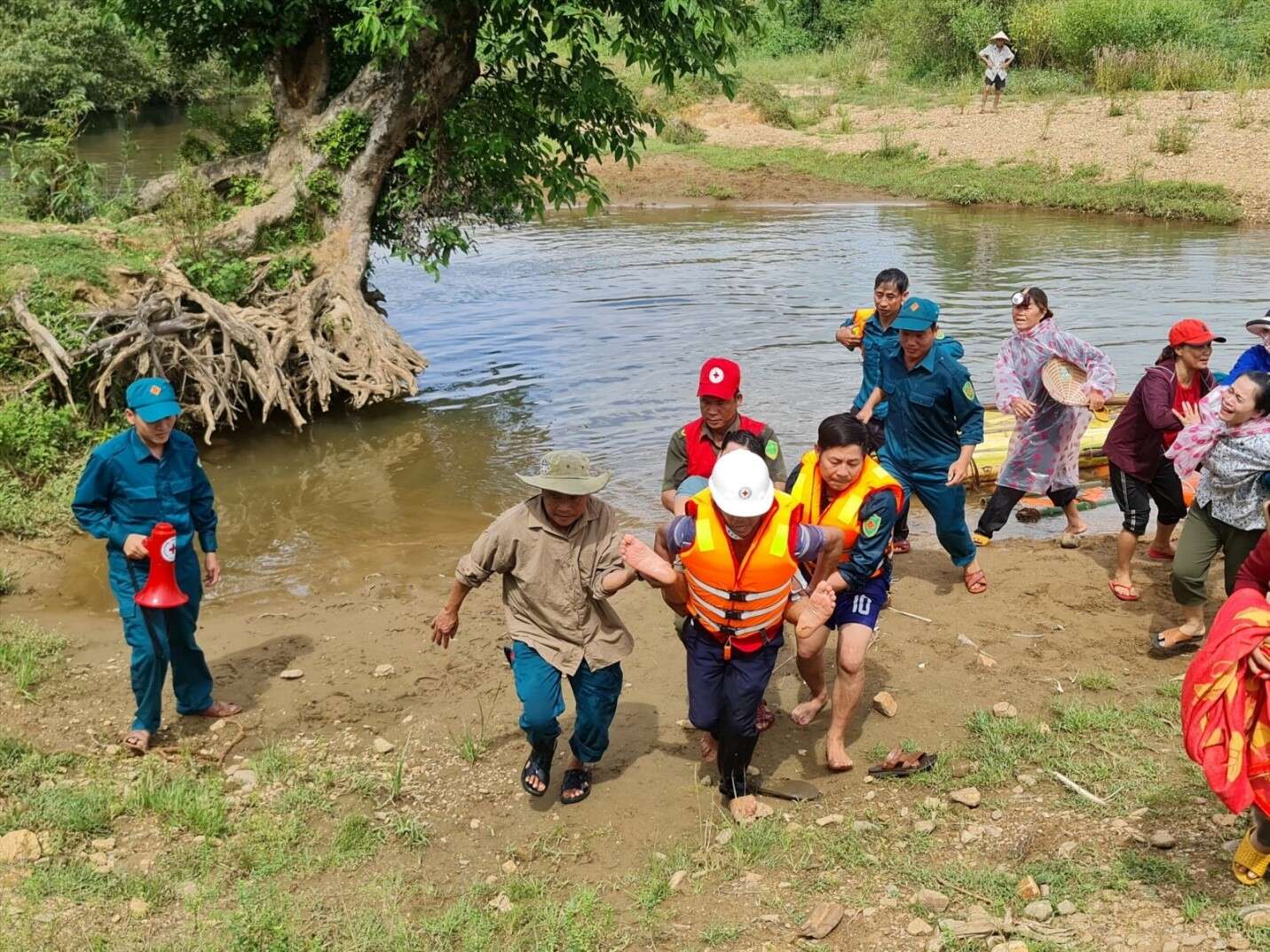 Tăng cường sự lãnh đạo của Đảng phòng ngừa, ứng phó, khắc phục hậu quả thiên tai