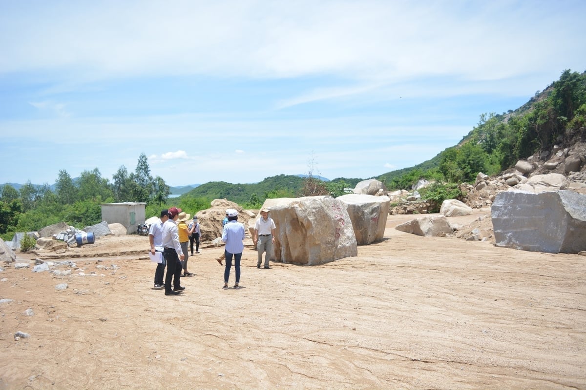 Đóng cửa mỏ khoáng sản: Tái cấu trúc kinh tế-môi trường vùng khai thác 