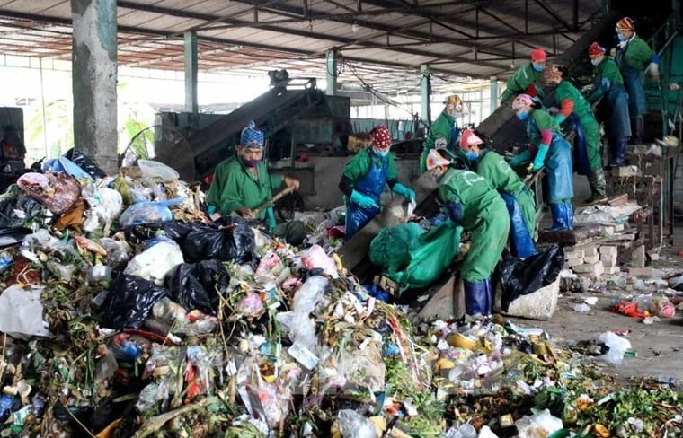 Giải pháp đột phá tháo gỡ ‘nút thắt’ trong quản lý chất thải rắn sinh hoạt
