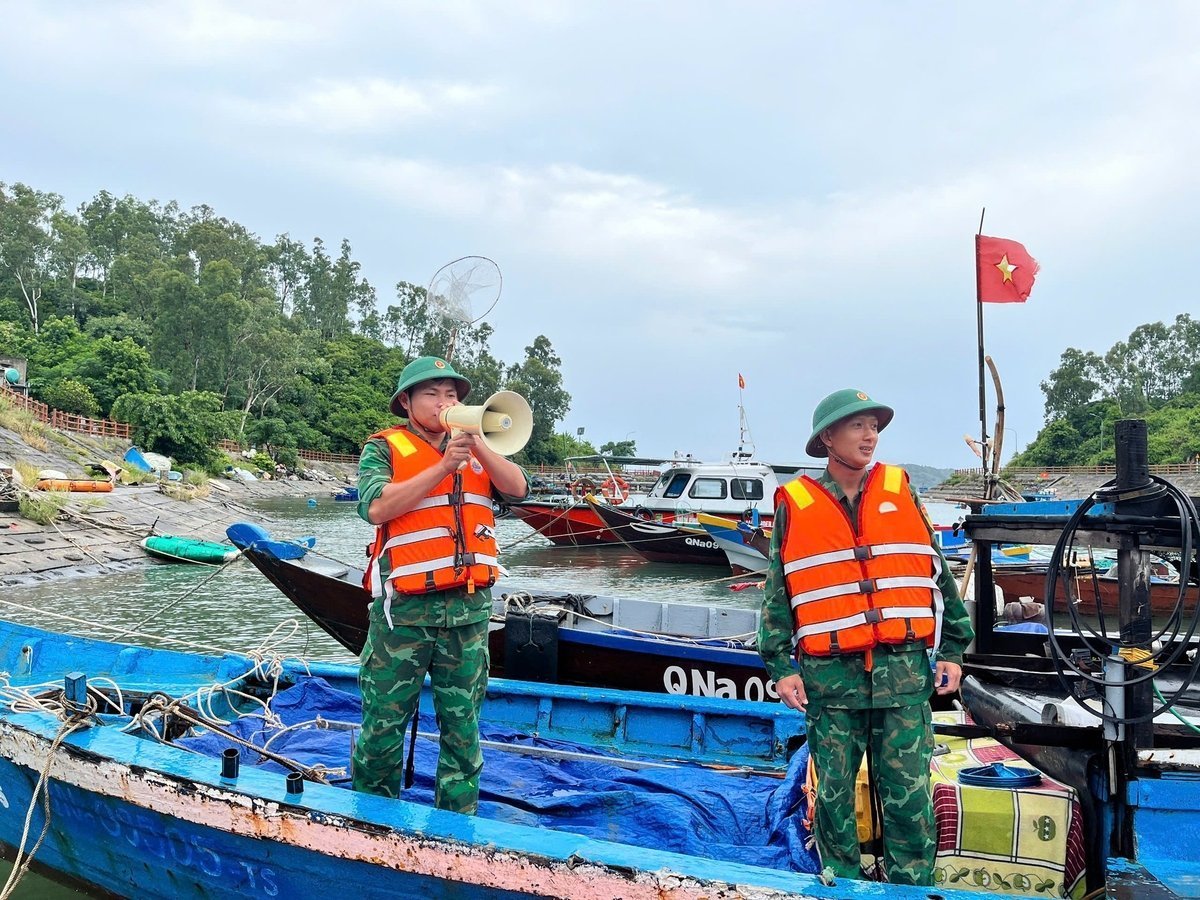 Bộ Nông nghiệp và Môi trường yêu cầu hoàn thành cấm biển trước 17h ngày 27/9
