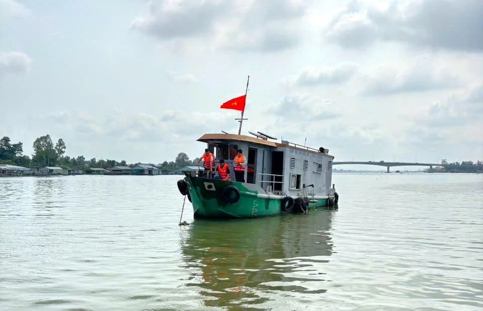 Chuyển đổi số từ dữ liệu: [Bài 5] Rút ngắn thời gian truyền tin thiên tai

