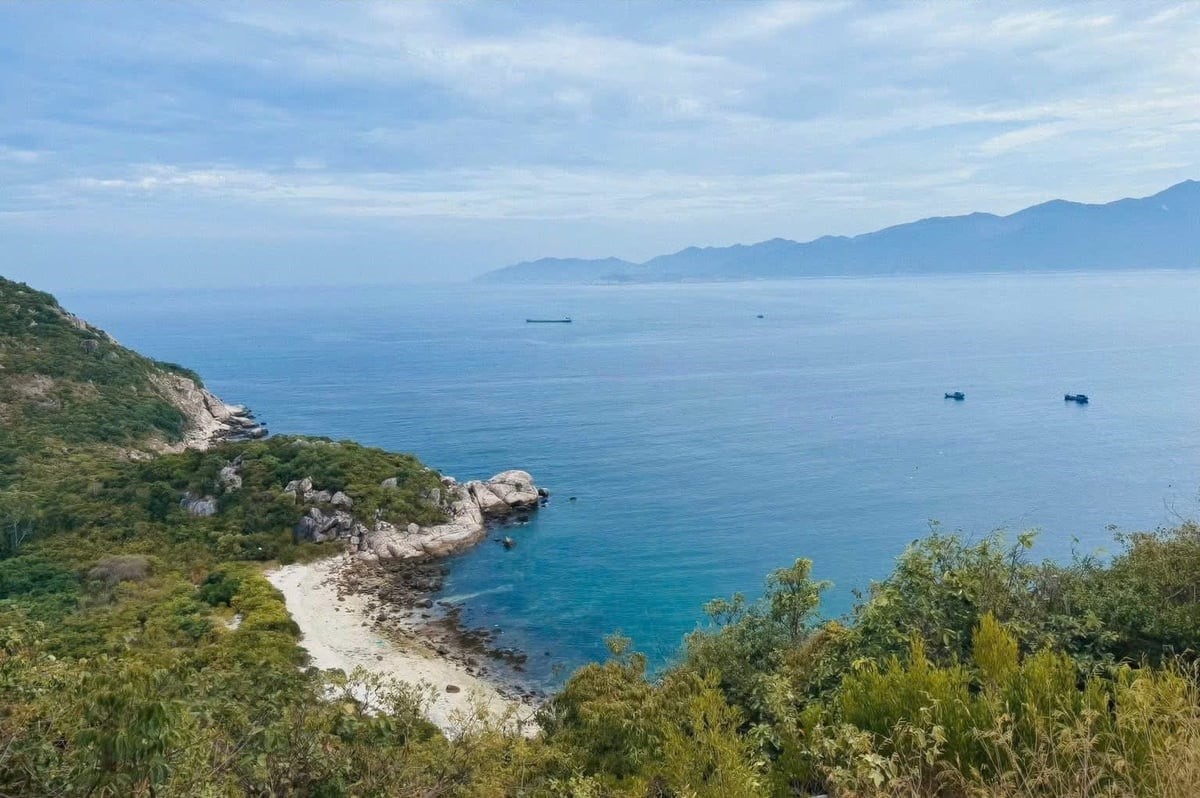 Thu tiền sử dụng khu vực biển theo hướng khuyến khích khai thác xa bờ 