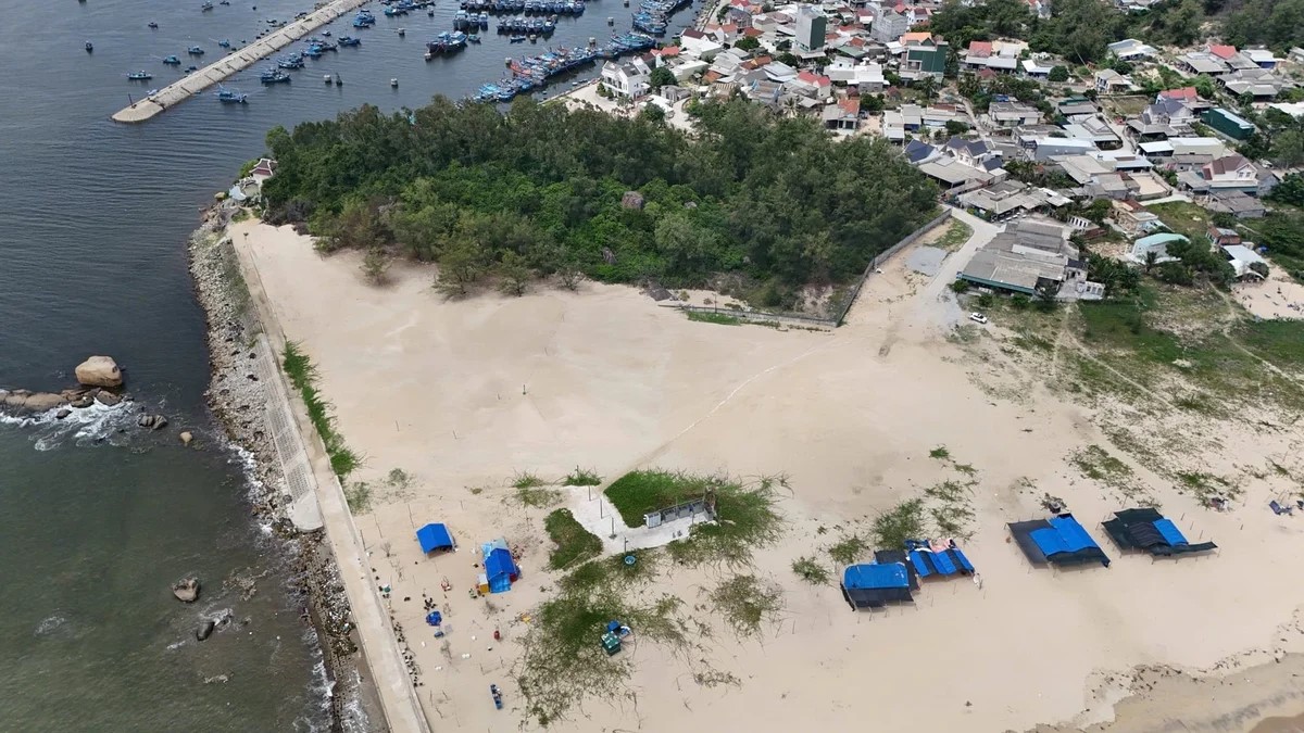 Quảng Ngãi công bố 3 khu vực nhận chìm chất nạo vét ở biển
