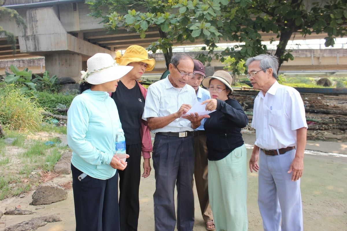 Lập các tổ giám sát bảo vệ các dòng sông
