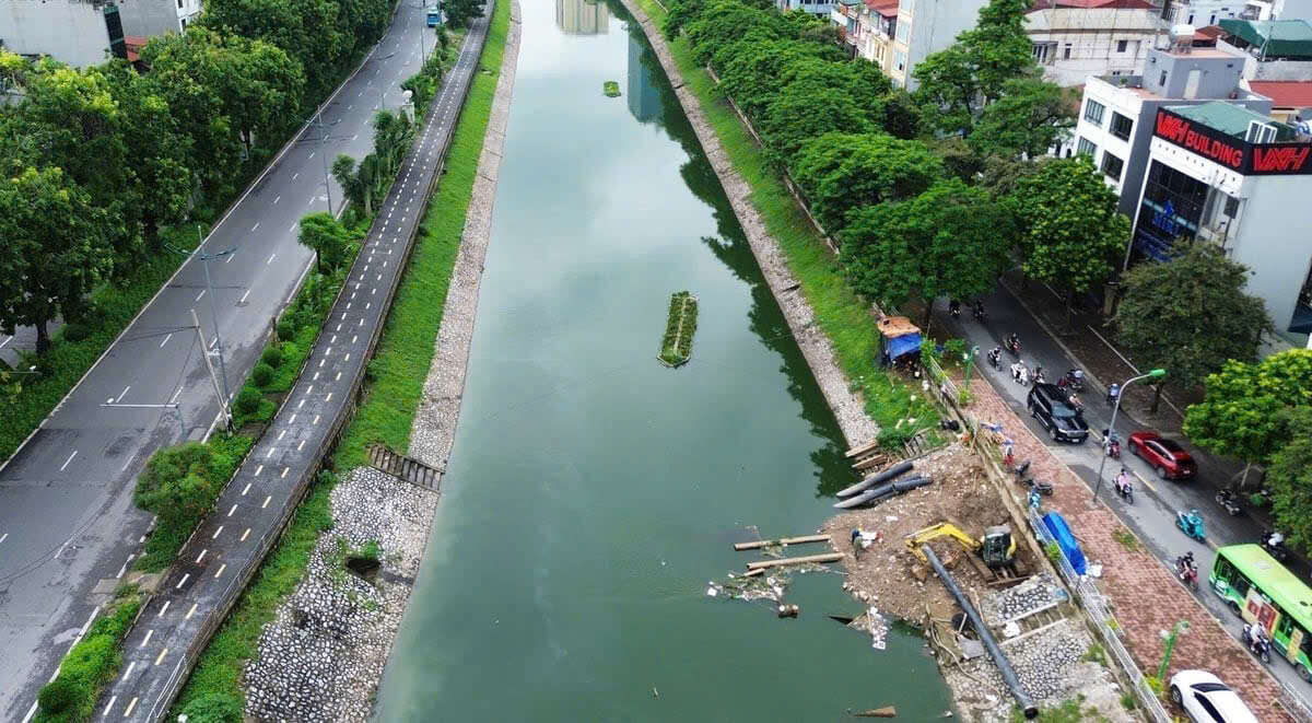Chuyển từ kiểm soát ô nhiễm sang phục hồi hệ sinh thái sông ngòi
