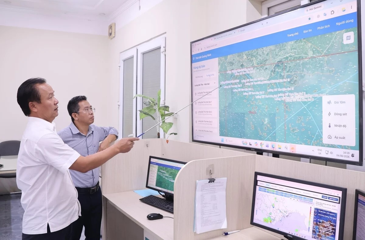 Công nghệ AI giúp cảnh báo sớm dông sét trên vịnh Hạ Long
