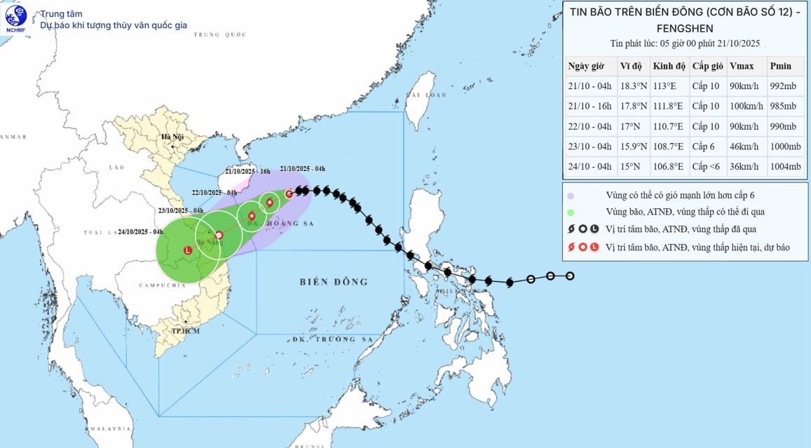 Bão số 12 chuyển hướng, giảm tốc khi gặp không khí lạnh
