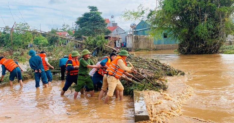 Khẩn trương triển khai các nhiệm vụ phòng, tránh, ứng phó, khắc phục hậu quả thiên tai