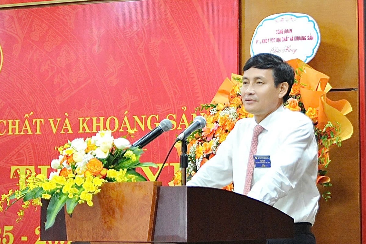 Tiên phong nghiên cứu, kiến tạo phát triển bền vững ngành địa chất và khoáng sản
