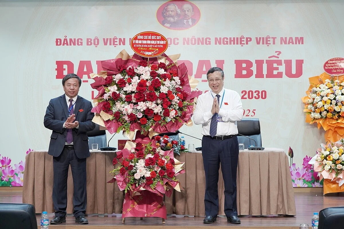 Đảng bộ Viện Khoa học Nông nghiệp Việt Nam phải trở thành hạt nhân đổi mới trong nông nghiệp xanh