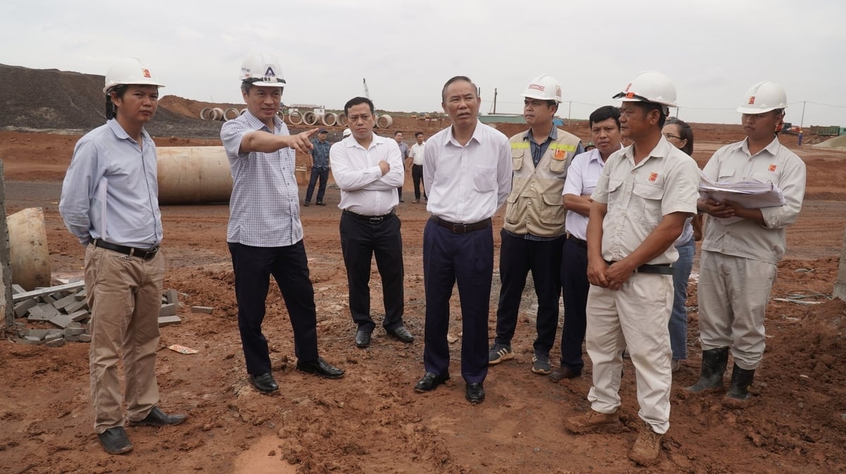 Gấp rút thi công trạm kiểm dịch động vật tại sân bay Long Thành