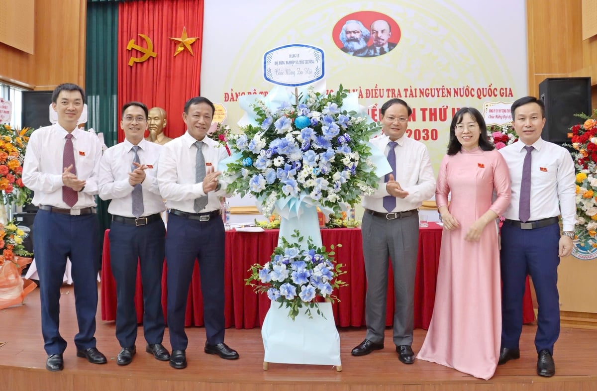 Phấn đấu là đơn vị sự nghiệp công hàng đầu về tài nguyên nước, thủy lợi