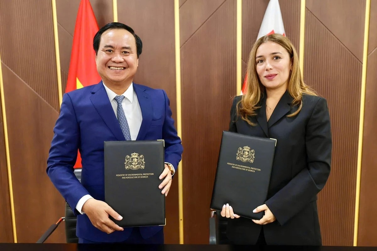 Việt Nam - Georgia ký MOU hợp tác thương mại nông sản, khoa học nông nghiệp
