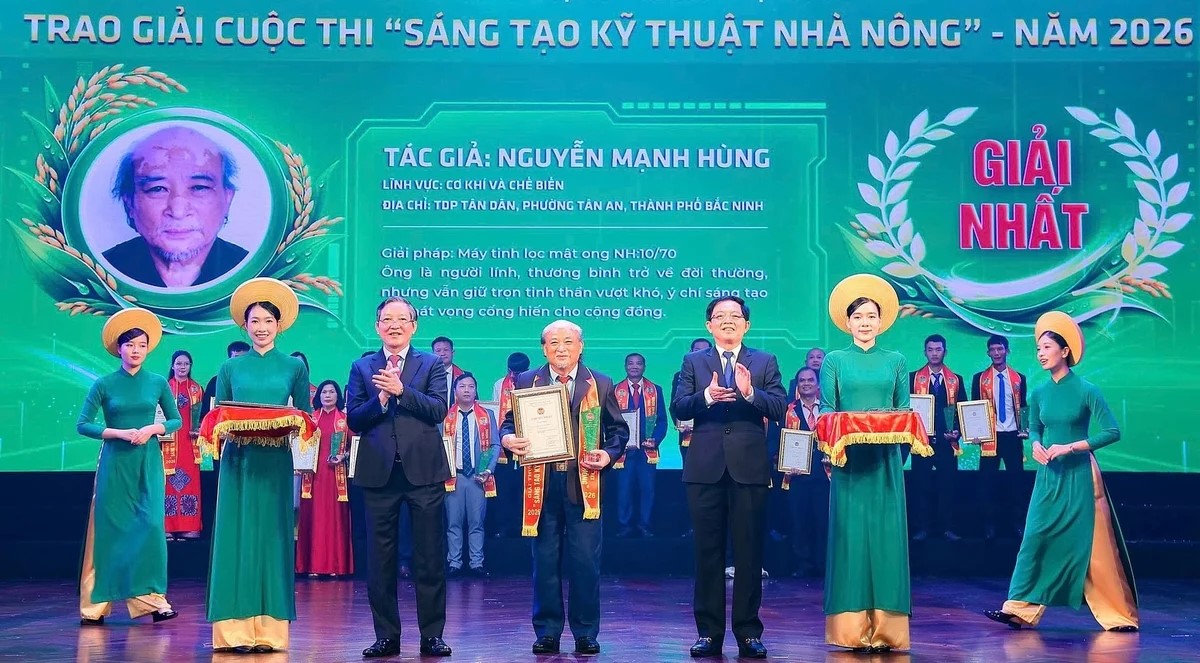 Vinh danh 42 nhà khoa học của nhà nông, trao 24 giải nông dân sáng tạo