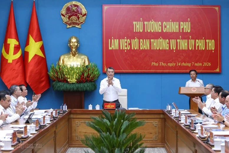 Thủ tướng: Phú Thọ hướng tới trở thành 'thủ phủ' công nghiệp