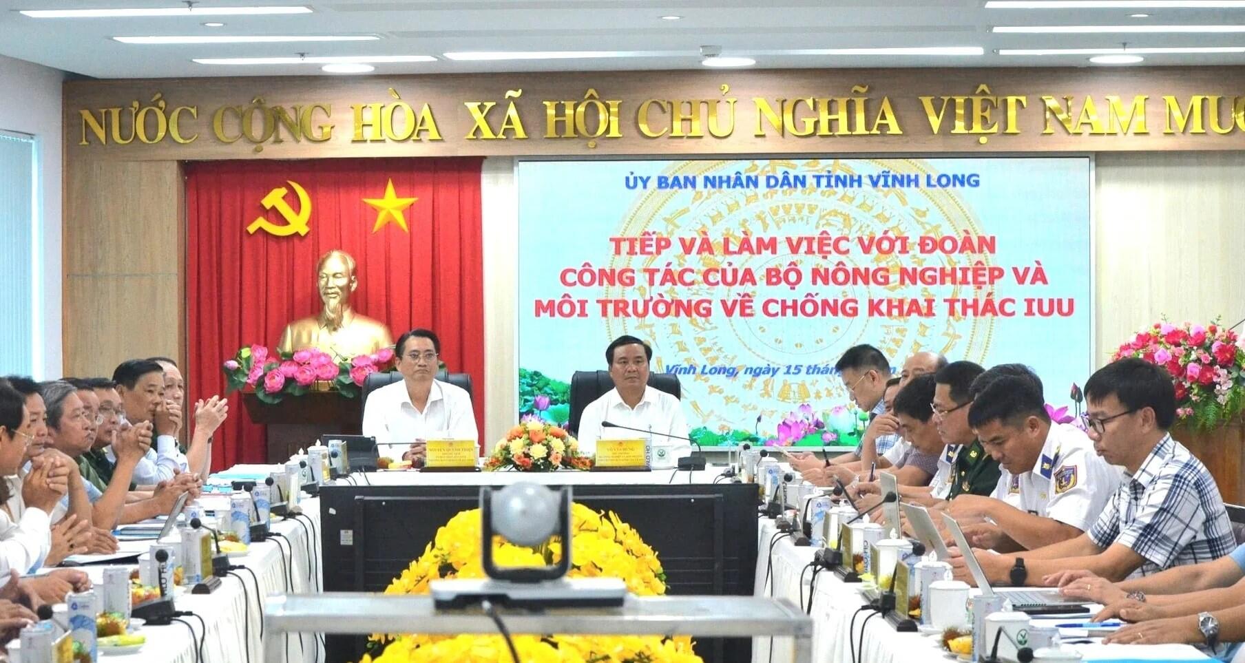 Vĩnh Long siết chống IUU, tìm giải pháp cho tàu ven bờ